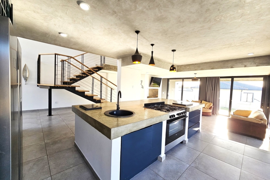 4 Bedroom Property for Sale in Blue Waters Estate Eastern Cape
